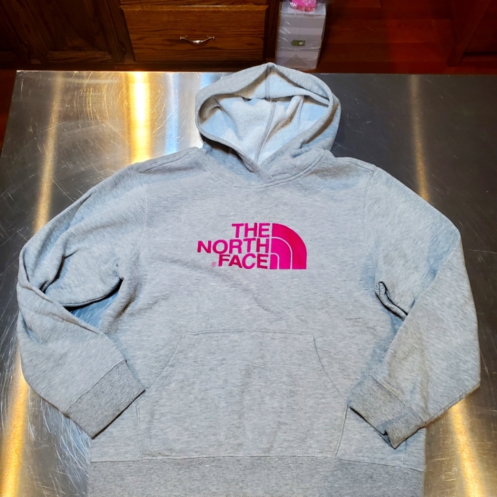 North Face youth XL hoodie XL (18) could also fit an adult xs/s
